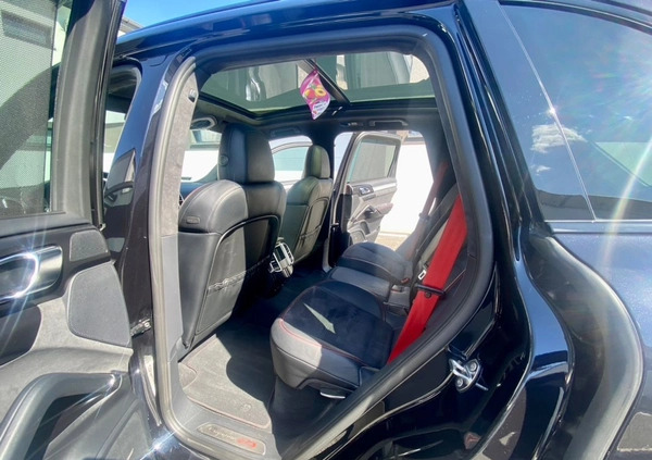 Porsche Cayenne cena 215200 przebieg: 166000, rok produkcji 2015 z Łódź małe 781